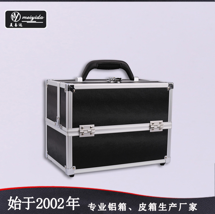 Noble Black makeup carrying case D-1422