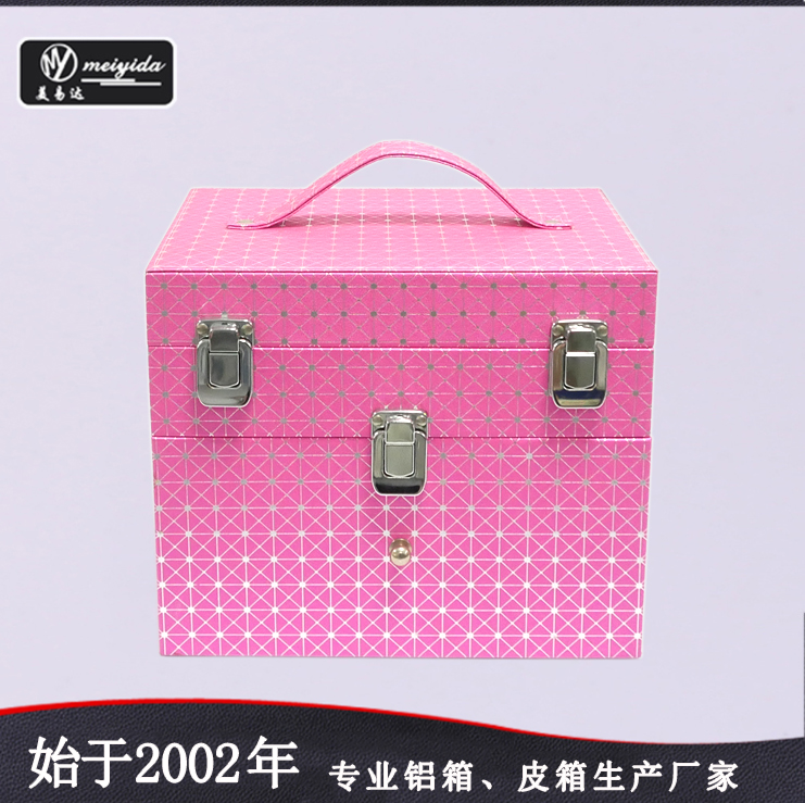 makeup carrying case B-18415